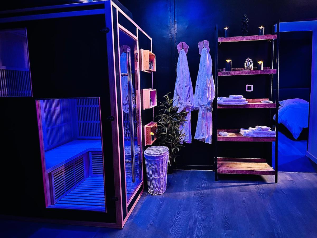 Love Room Suite Dirty Diana Aubagne Zewnętrze zdjęcie